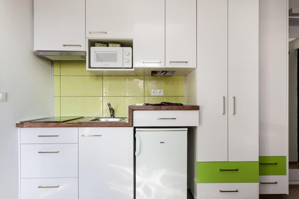 District 5 Studio Near Universities With Ac+view Budapest