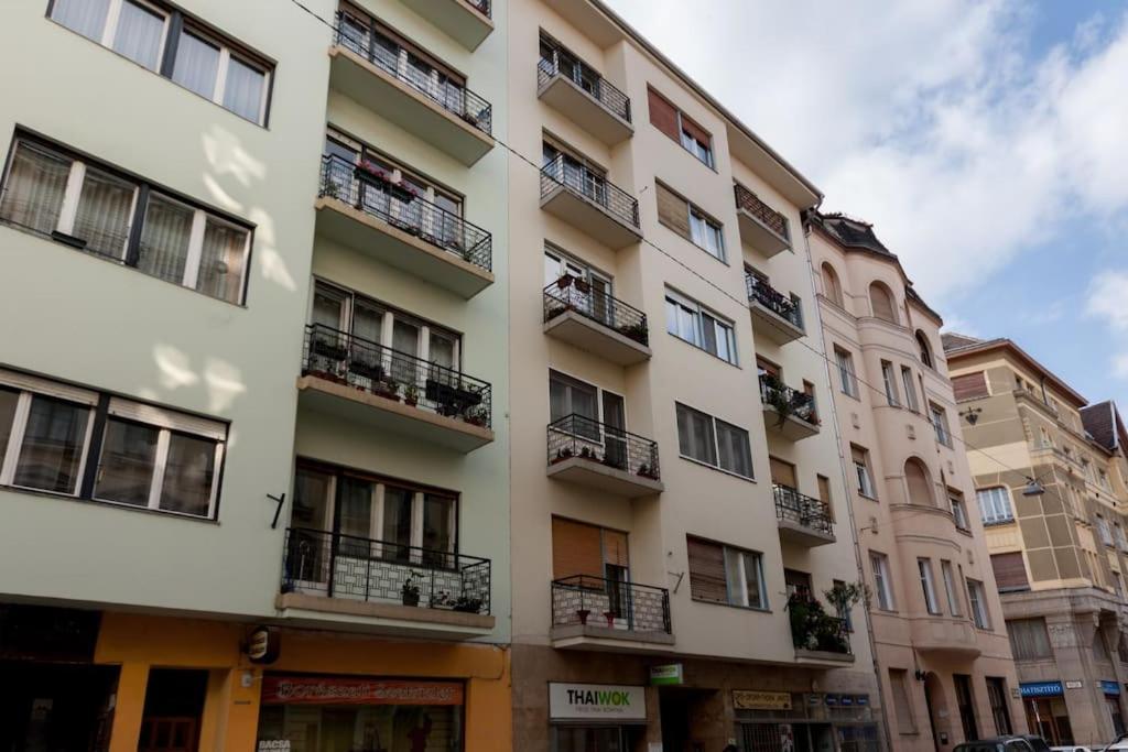 District 5 Studio Near Universities With Ac+view Apartamento